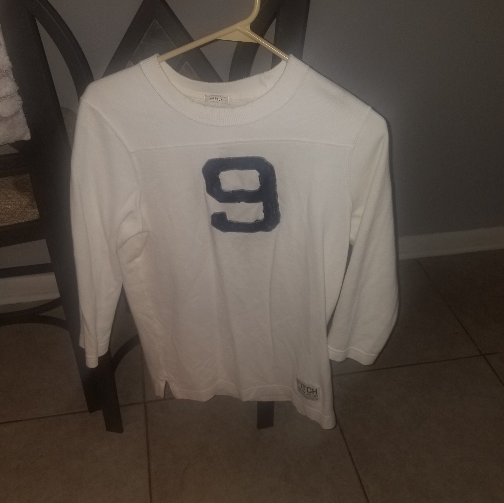 Abercrombie &fitch sweater